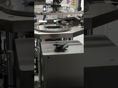 Macchina di bilanciamento automatico a due stazioni di raffreddamento con lame di ventilatore a doppio piano verticale